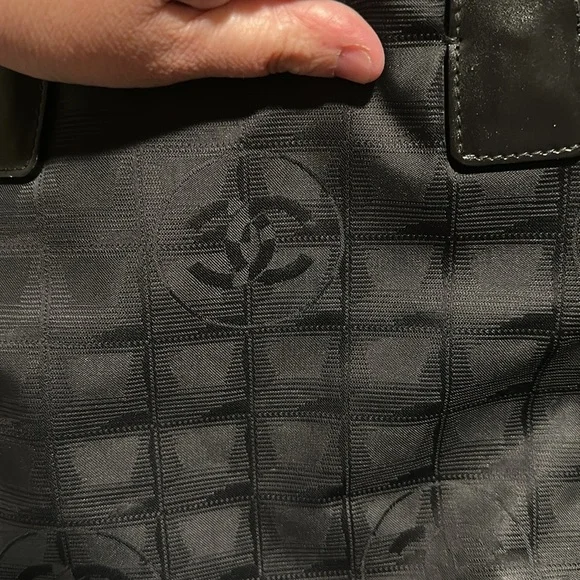 CHANEL Black Quilted Logo Travel Line Y2K Tote Bag - Picture 16 of 16